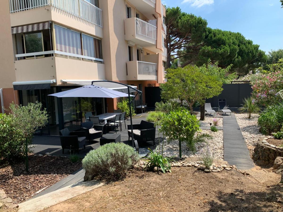 Les Enganes Apartment Fréjus Екстериор снимка